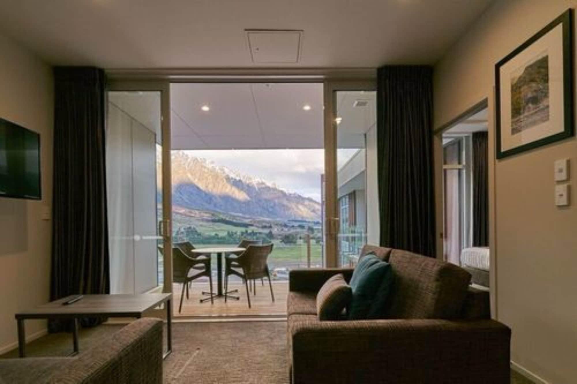 Ramada Suites By Wyndham Queenstown Remarkables Park 4* Queenstown