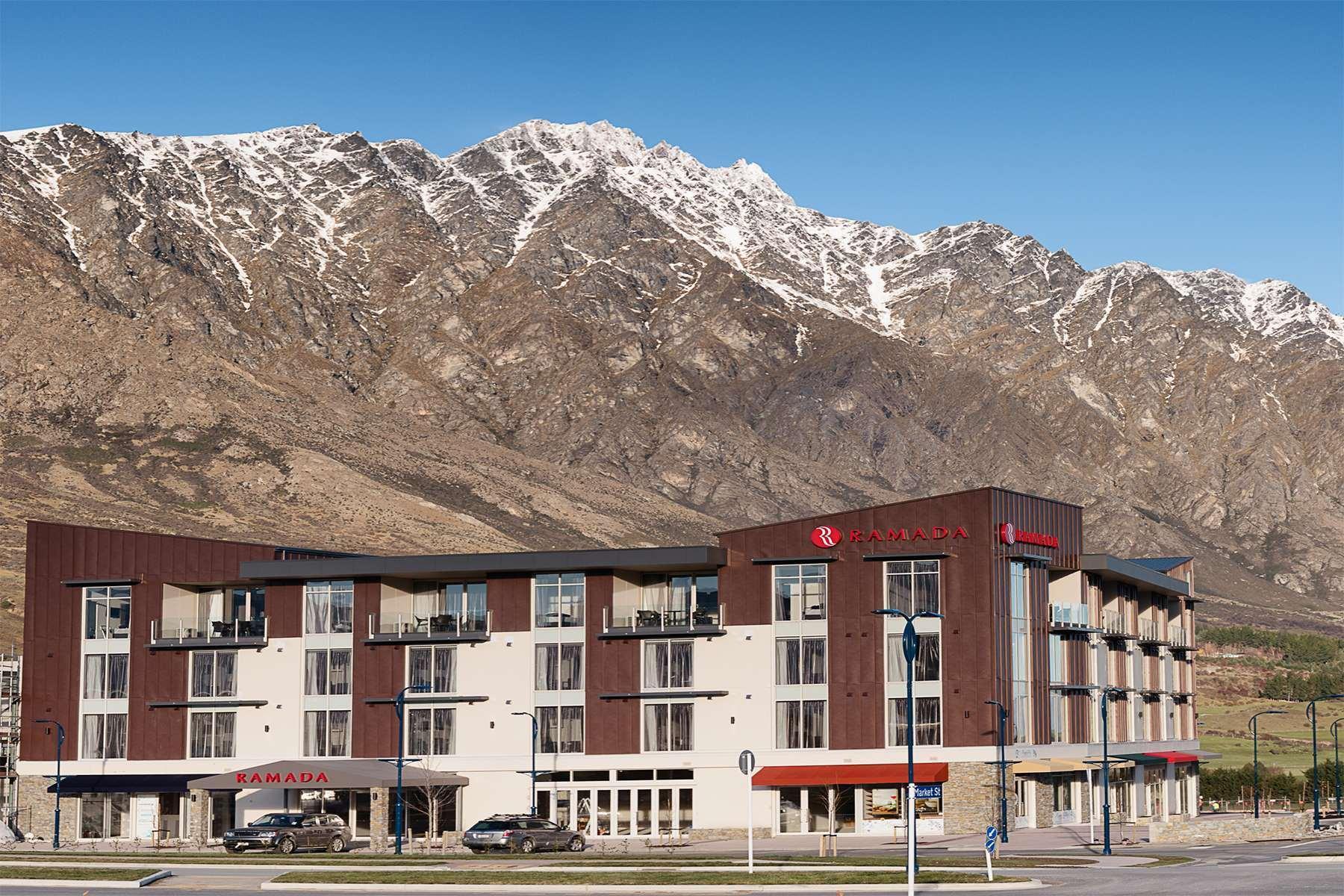 Hotel Ramada Suites By Wyndham Queenstown Remarkables Park